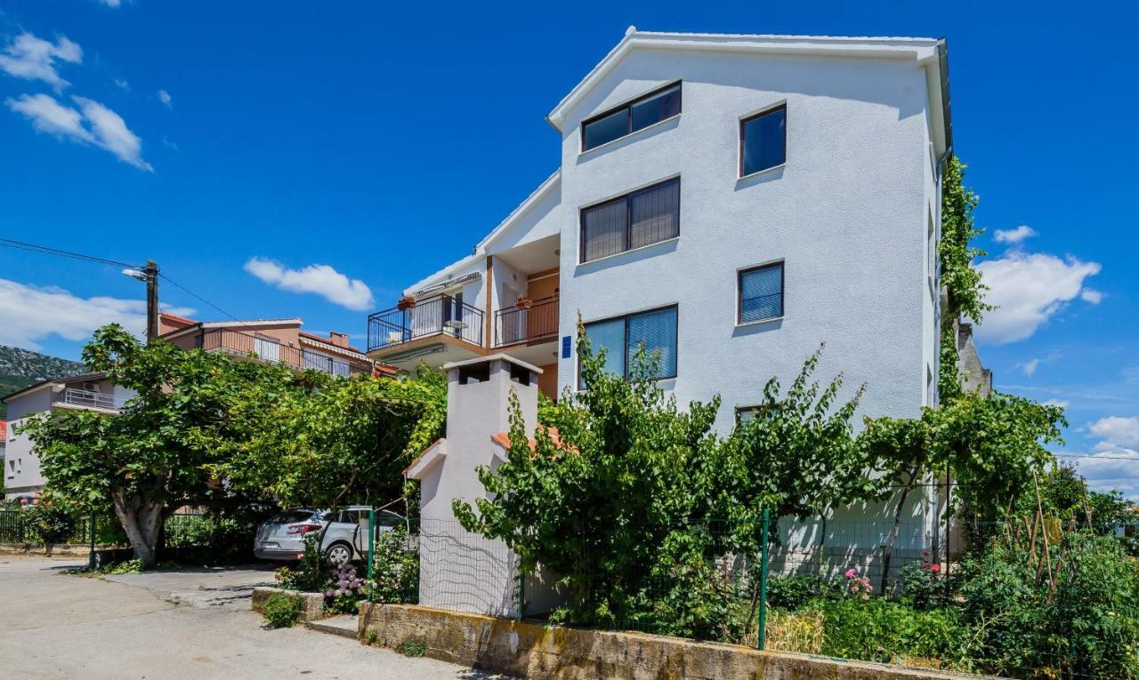 Apartments Mila Kaštela Exterior foto